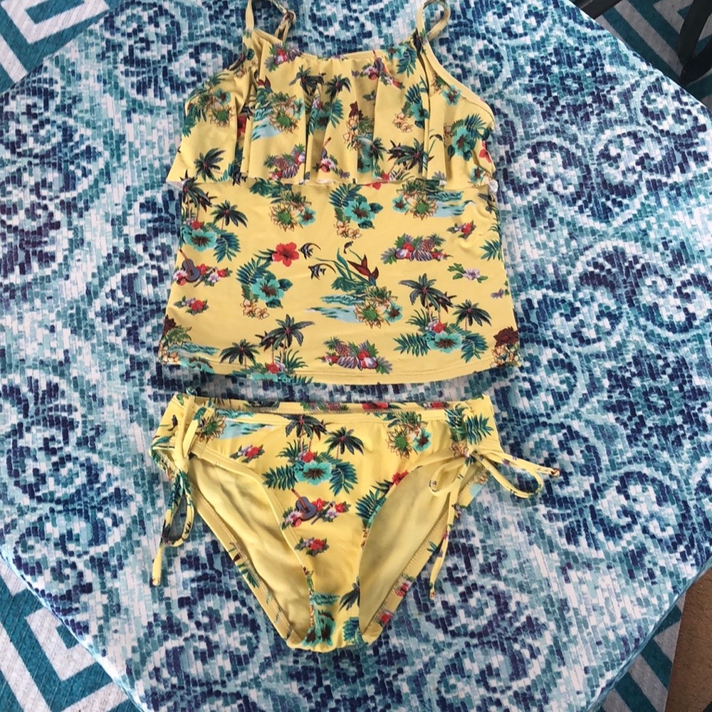 Girls size 10 Hobie tankini for a little surfer